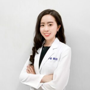 Pharmacist LEE